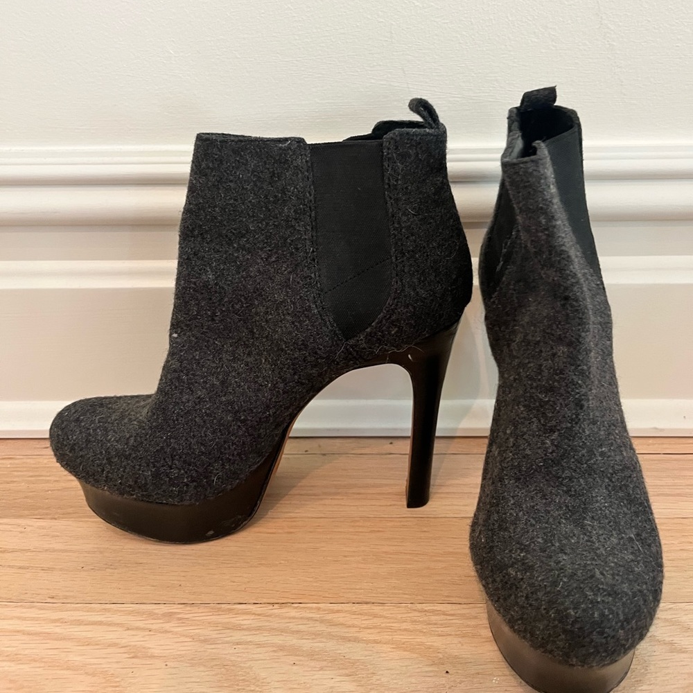 Vince Camuto Booties